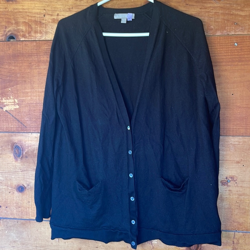 Banana republic size medium merino wool cardigan size M